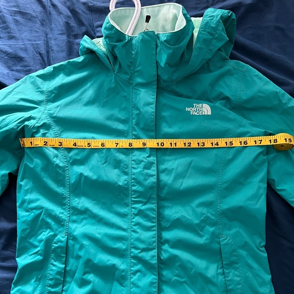 The North Face Blue Hyvent Jacket - Picture 4 of 9